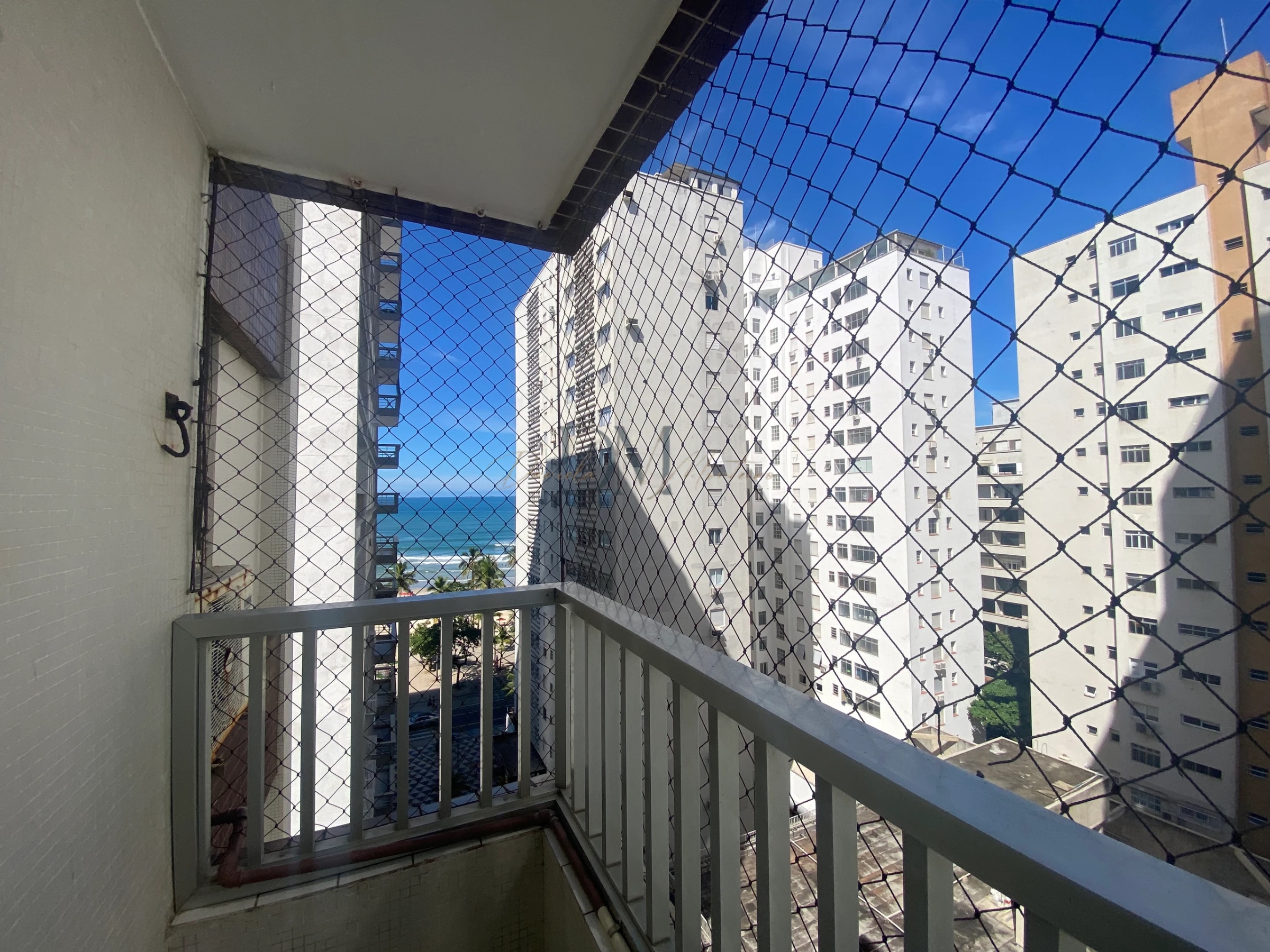 Apartamento à venda em Pitangueiras com vista para o mar | 2 dormitórios