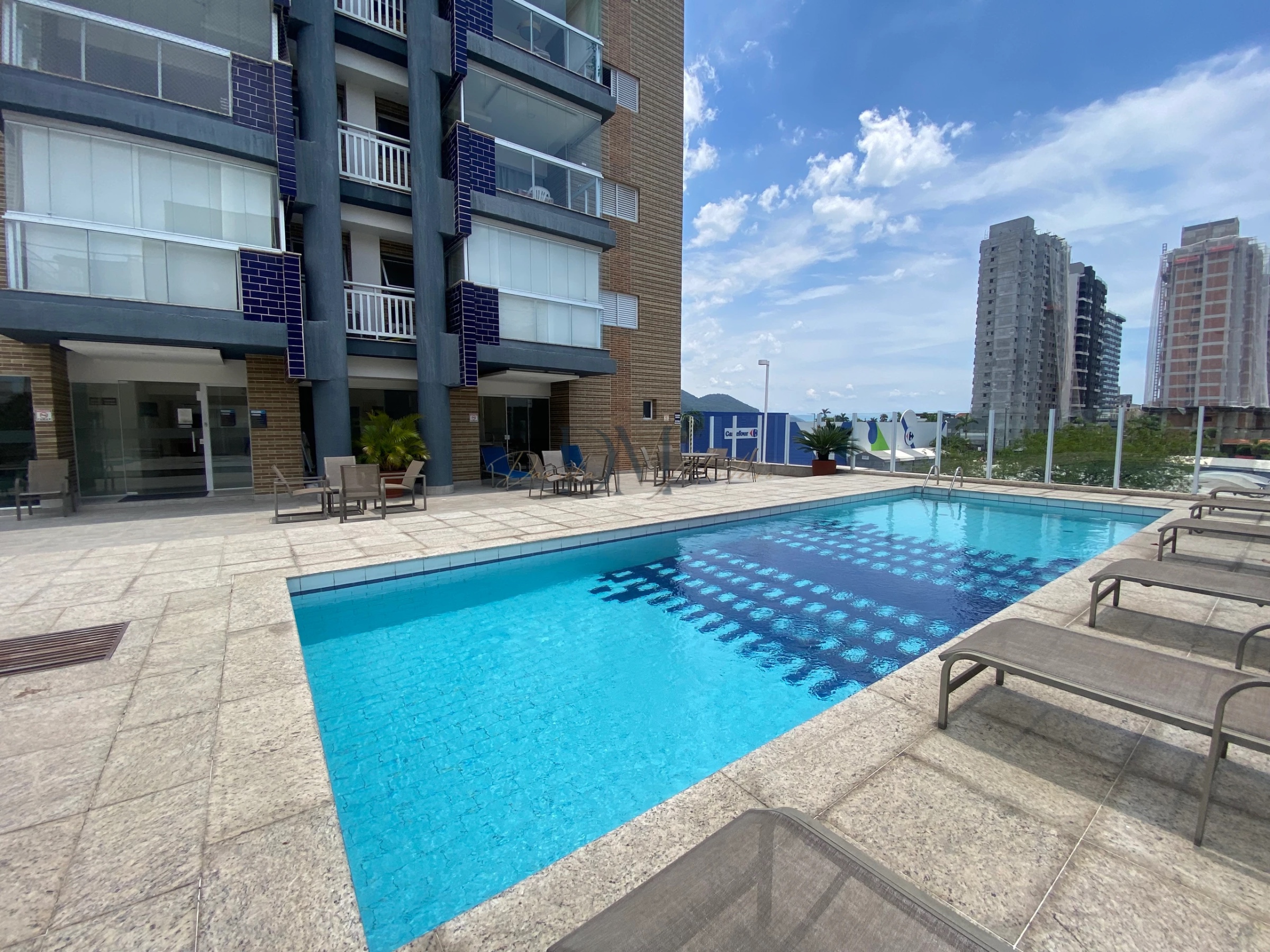 Apartamento à Venda na Praia da Enseada, Guarujá | Próximo à Faculdade de Medicina
